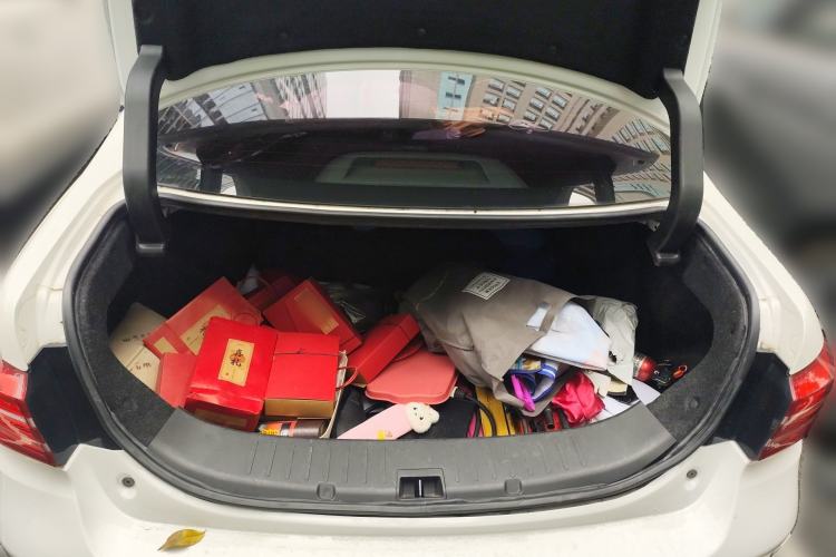 Used BYD Qin New Energy 2017 1.5T Luxury Model Trunk