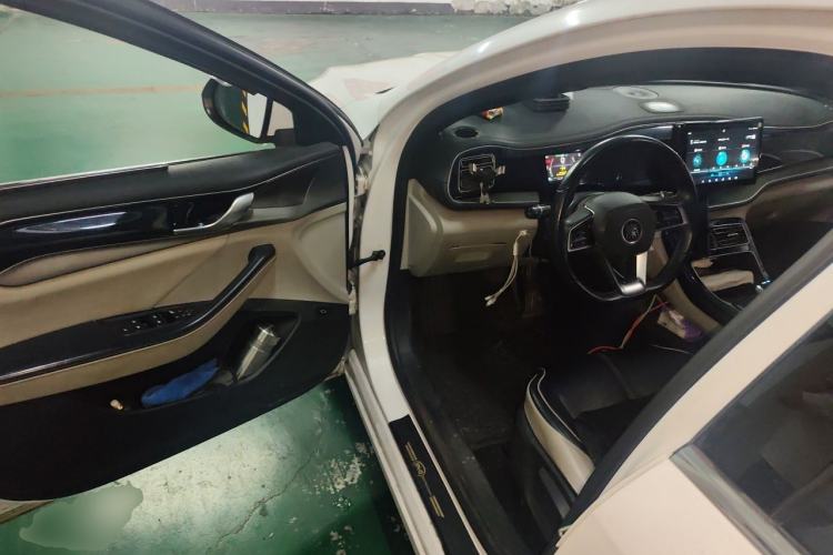 Used BYD Qin PLUS 2021 DM-i 120KM Prestige Model
