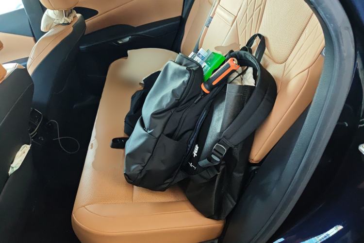 Used Lexus RX 2023 350h Two-Wheel Drive Enjoyment Version
