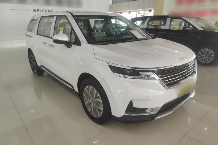 Used Kia Carnival 2026 Model 2.0T Luxury Edition Exterior 3