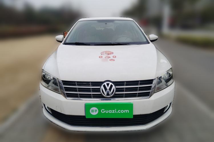 Used Volkswagen Gran Lavida 2013 1.6L Manual Comfort Model
