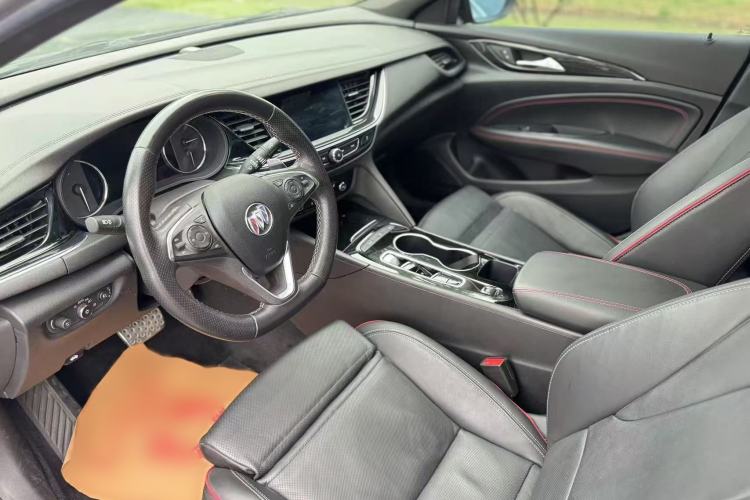 Used Buick Regal 2020 GS 28T Elite Model
