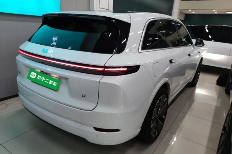 Used Li Auto L7 2025 Max Smart Refresh Edition Rear Right 45 Deg