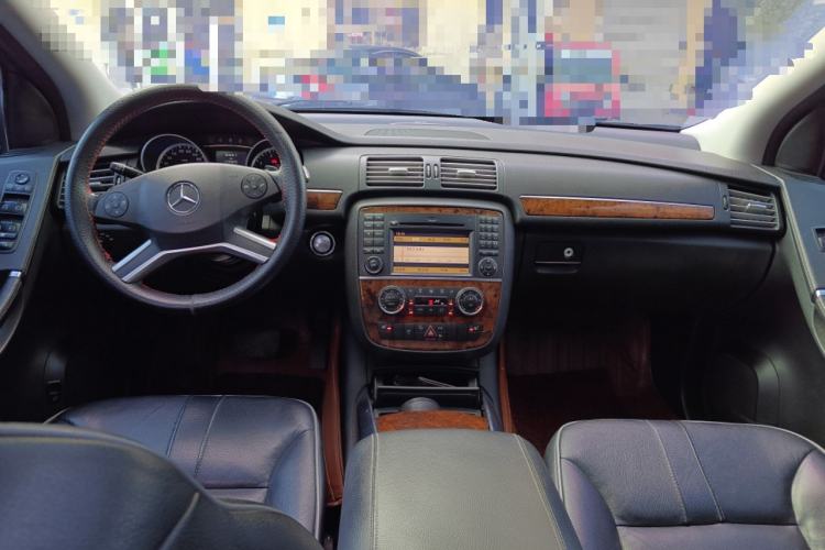 Used Mercedes-Benz R-Class 2010 R 350 L 4MATIC