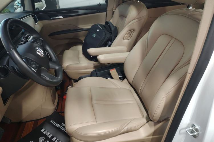 Used Buick GL8 2021 ES Landtrek 653T Luxury Model