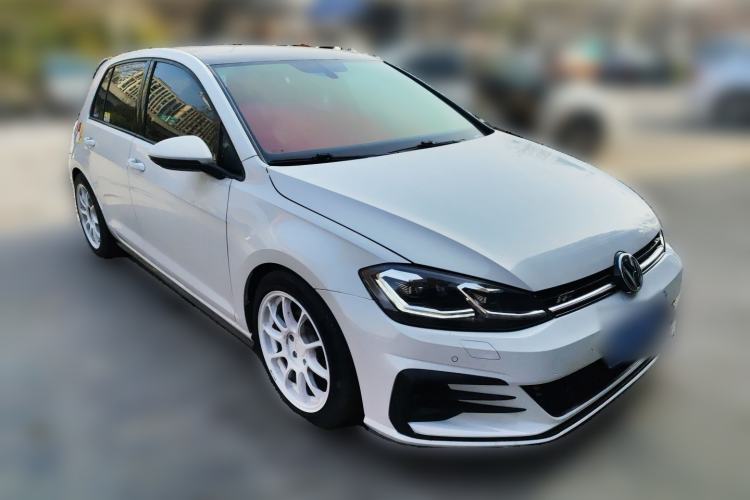 Used Volkswagen Golf 2019 280TSI DSG R-Line China VI Standard Front Right 45 Deg