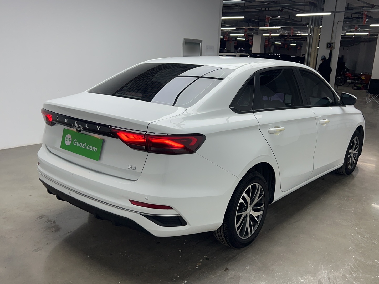 Geely Auto Emgrand 2025 4th Generation 1.5L Manual – Dragon Edition — снимка 6
