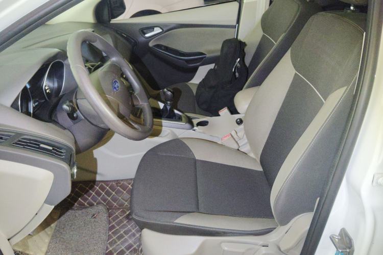 Used Ford Focus 2012 Sedan 1.6L Manual Comfort Model