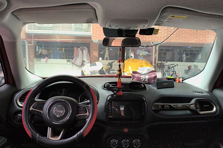 Used Jeep Renegade 2016 1.4T Automatic High-Energy Version
