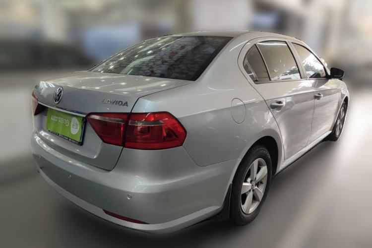 Used Volkswagen Lavida 2013 Revised Classic 1.6L Automatic Fashion Edition