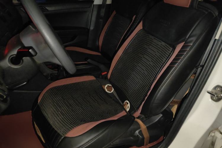 Used Volkswagen Jetta 2015 Value Edition 1.6L Manual Fashionable Style