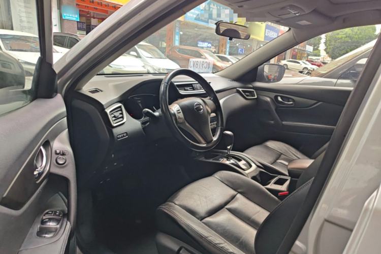 Used Nissan X-Trail 2014 2.0L CVT Comfort Edition 2WD