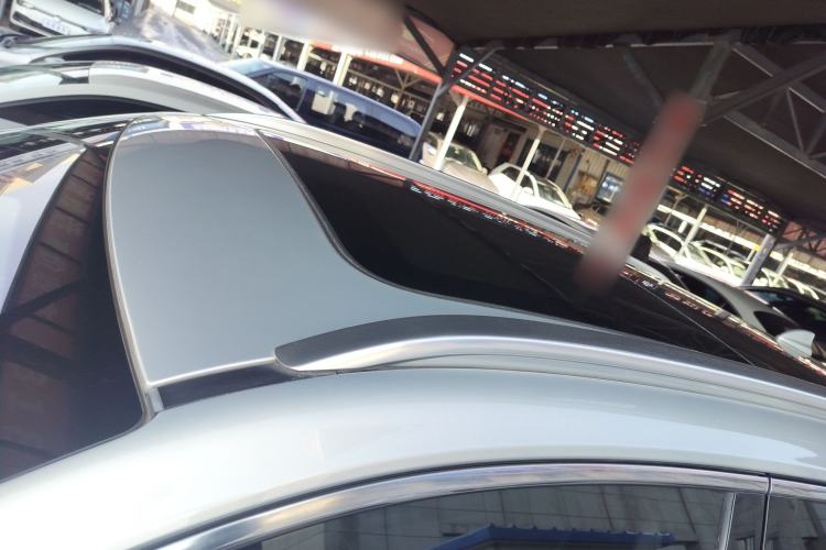 Used Hongqi HS5 2022 Facelifted Version 2.0T Smart Connect Flagship All-Wheel-Drive Edition
