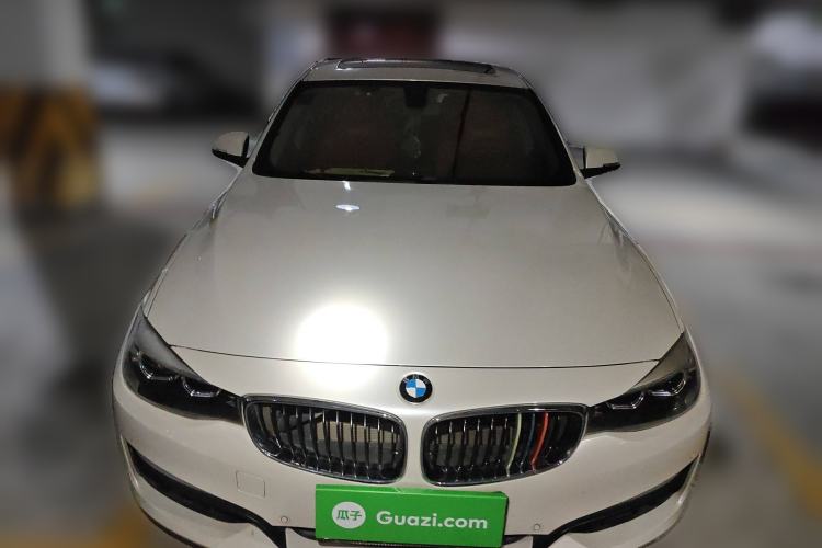 Used BMW 3 Series GT 2018 320i Sport Edition
