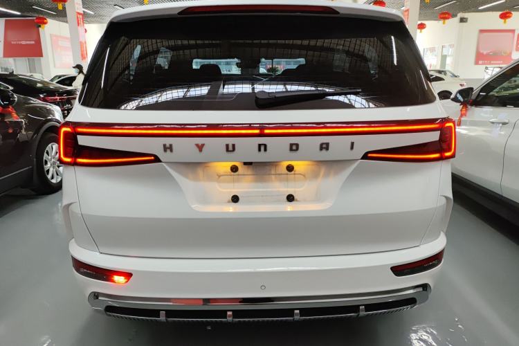 Used Hyundai Custo 2024 270TGDi LUX Prestige Edition Rear