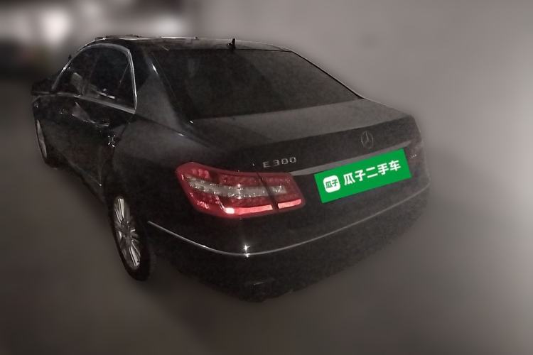 Used Mercedes-Benz E-Class 2009 E 300 Elegant Model