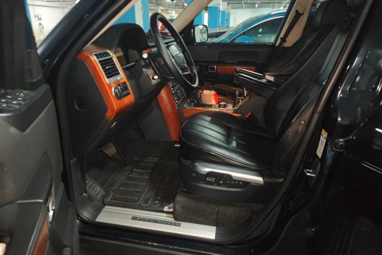 Used Land Rover Range 2011 3.6 TDV8
