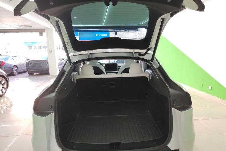 Used Tesla Model Y 2025 Rear-Wheel-Drive Version