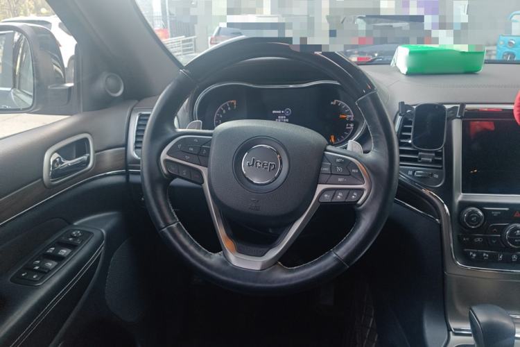 Used Jeep Grand Cherokee 2016 3.6L Elite Navigation Edition
