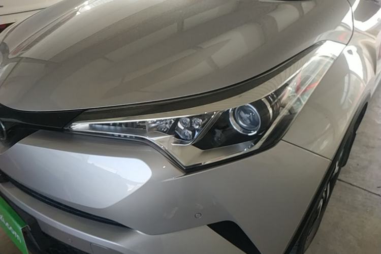 Used Toyota C-HR 2020 2.0L Leading Edition Left Front Headlight