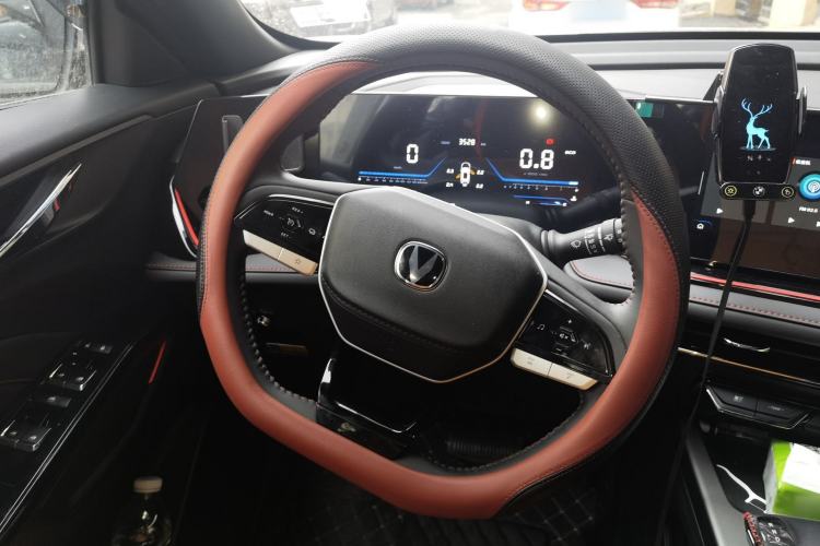 Used CHANGAN X5 PLUS 2025 1.5T DCT High-Energy Version
