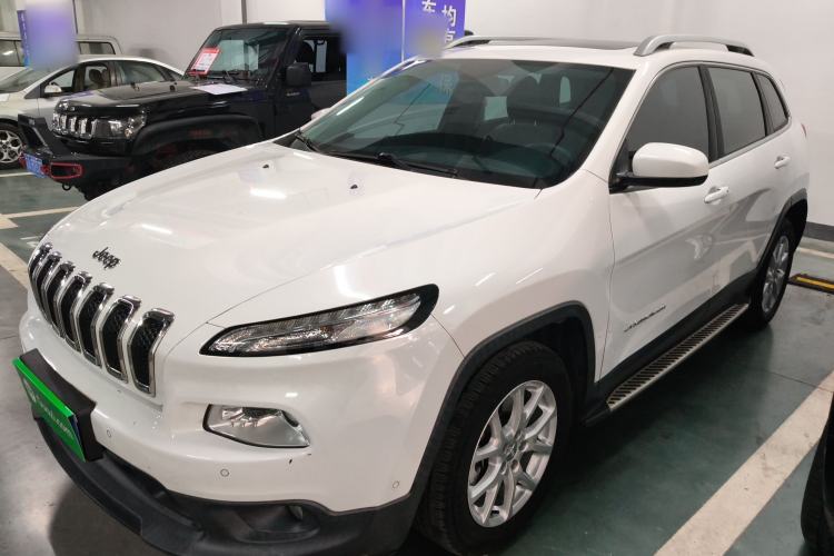 Used Jeep Cherokee 2016 2.4L Leading Edition