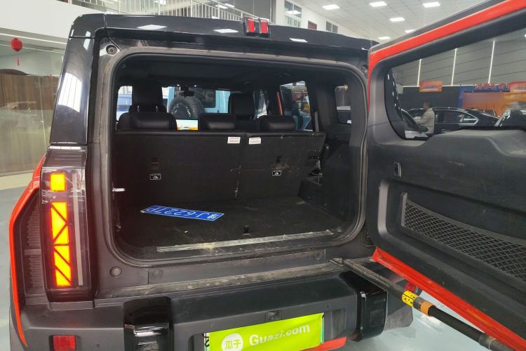 Used iCAR 03T 2024 501km Four-wheel Drive Long-Range Version Trunk