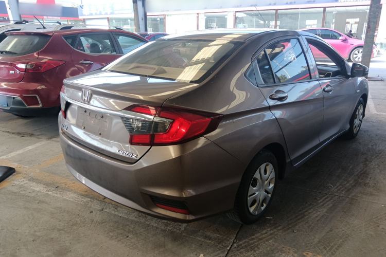 Used Honda Greiz 2016 1.5L CVT Classic Edition
