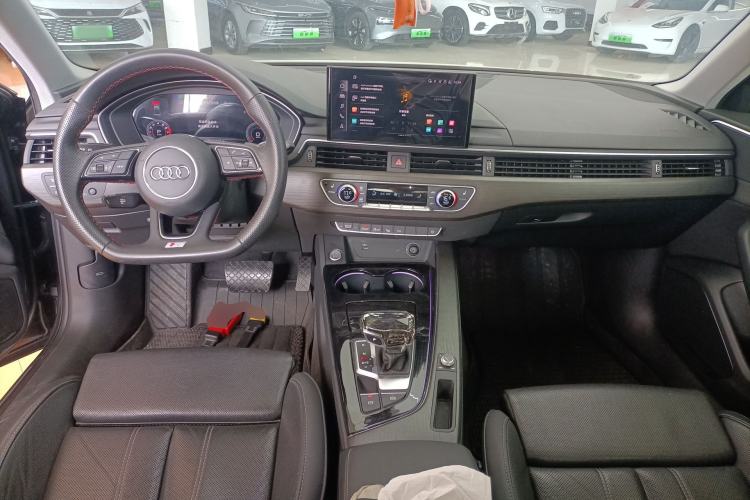 Used Audi A4L 2020 40 TFSI Luxury Dynamic Model
