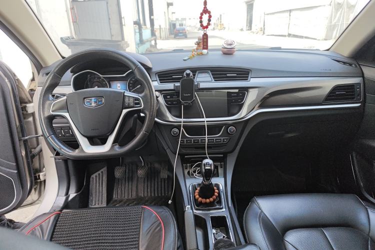 Used Geely Auto Emgrand 2017 Sedan Million Edition 1.5L Manual - Upward Version
