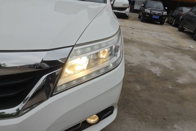 Used Honda Crider 2015 1.8L automatic comfort version