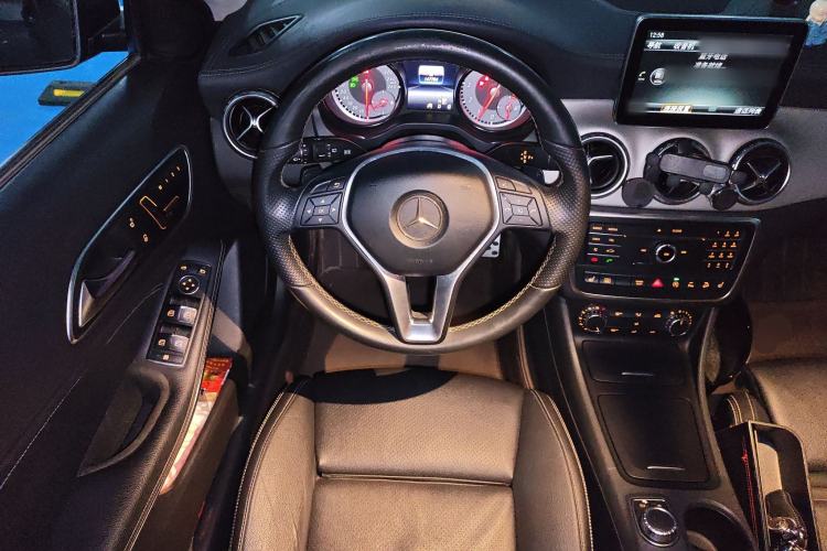 Used Mercedes-Benz GLA 2016 GLA 220 4MATIC Fashion Edition