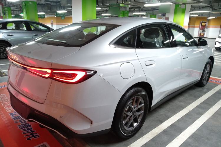 Used BYD Seal 06 New Energy 2026 DM-i Ultra-Enjoyment 128KM Luxury Edition Rear Right 45 Deg