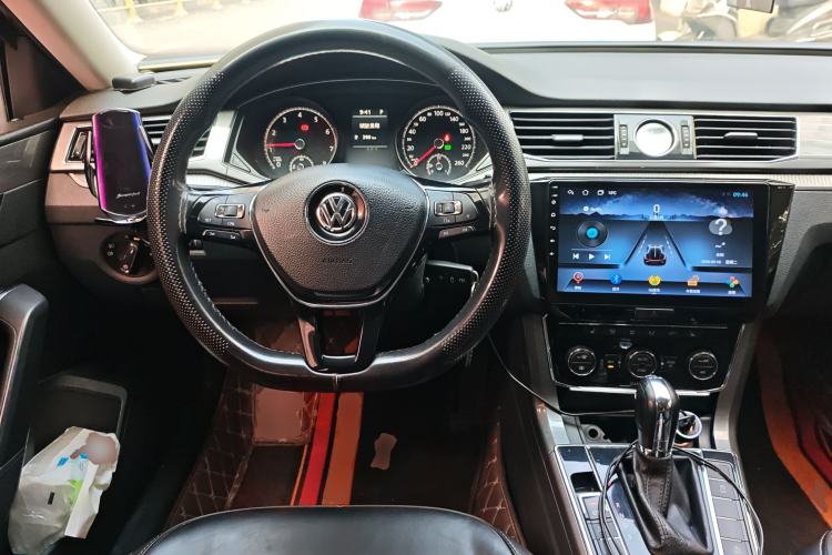 Used Volkswagen Passat 2016 330TSI DSG Luxury Edition Steering Wheel