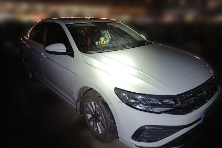 Used Volkswagen Bora 2023 1.5L Automatic Changer Limited Edition Front Right 45 Deg