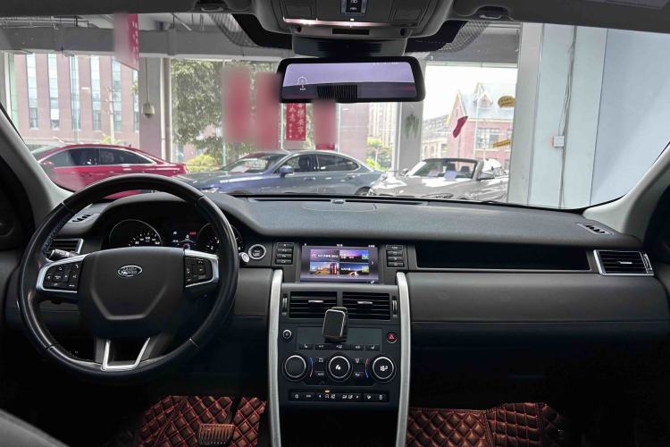 Used Land Rover Discovery Sport 2018 240 PS HSE Version