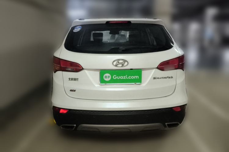 Used Hyundai Santa Fe 2013 2.4L Manual Two-Wheel Drive Comfort Version