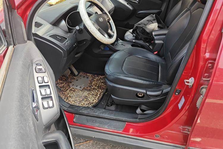 Used Hyundai ix35 2010 2.0L Automatic Two-Wheel Drive Elite Edition GLS