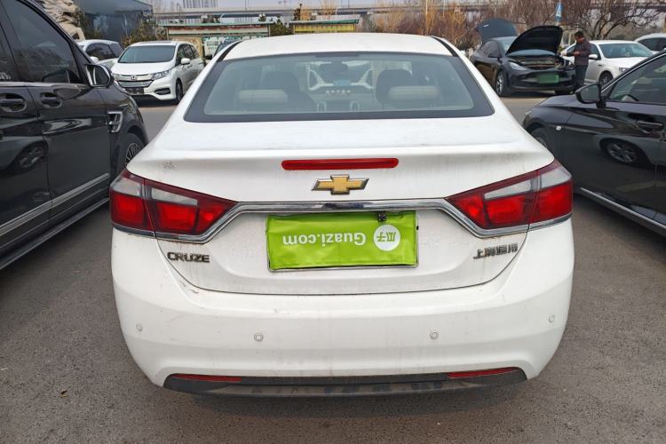 Used Chevrolet Cruze 2015 1.5L Manual Fashion Edition
