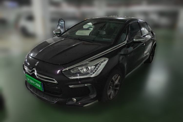 Used DS 5 2014 1.6T Luxury Edition THP160