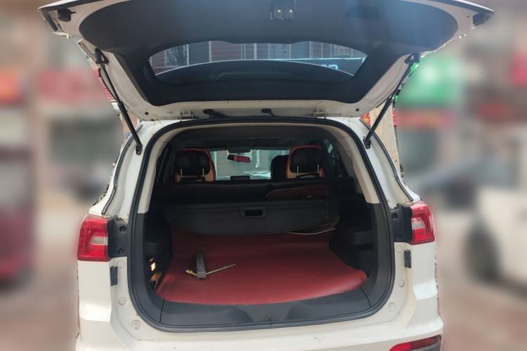 Used FORTHING Joyear X5 2017 Enjoy Series 1.6L CVT Luxury Model
