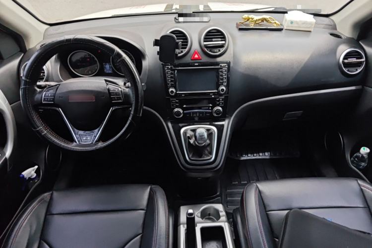 Used Haval H6 2013 Upgraded Model 1.5T Manual Two-Wheel Drive Elite Version