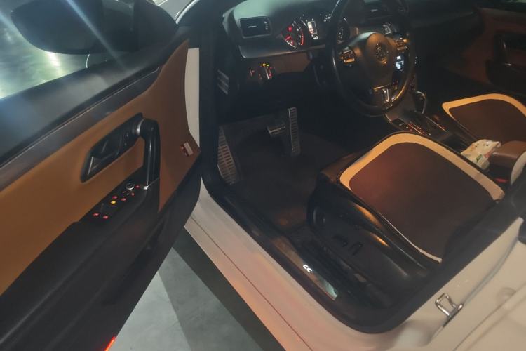 Used Volkswagen FAW-Volkswagen CC 2015 1.8TSI Luxury Model