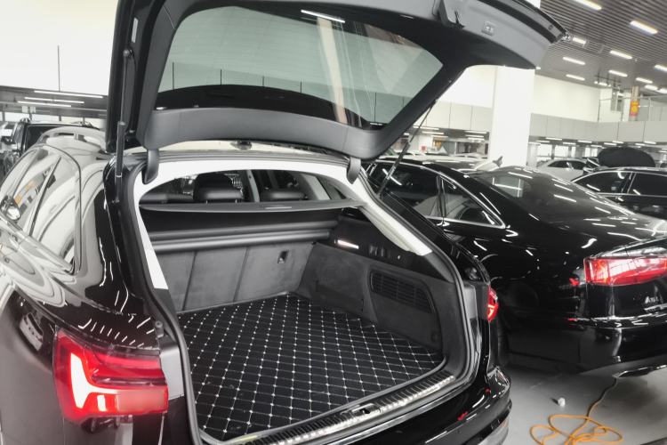 Used Audi A6 2021 allroad quattro Explorer 55 TFSI Prestige Off-Road Model
