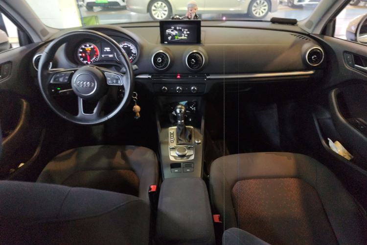 Used Audi A3 2020 Restyled Limousine 35 TFSI Ambition Version China VI Center Console