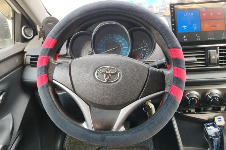 Used Toyota YARiS L Zhi Xuan 2015 1.5E Automatic Charm Edition