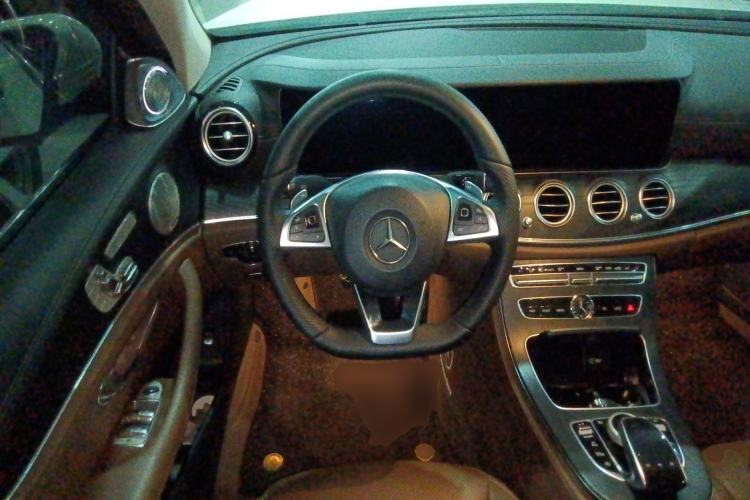 Used Mercedes-Benz E-Class 2019 E 300 L Sporty and Stylish Model Steering Wheel