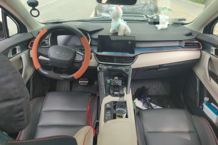 Used Lynk & Co 06 2020 1.5T YAO Halo Center Console