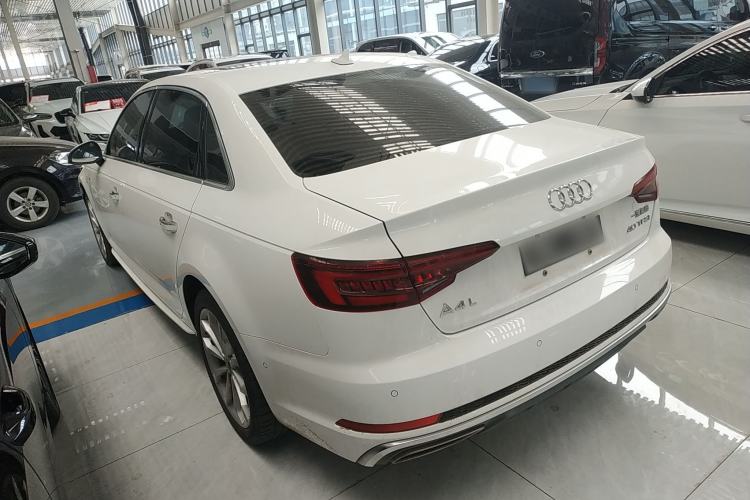 Used Audi A4L 2019 40 TFSI Fashion Edition China VI Emission Standard