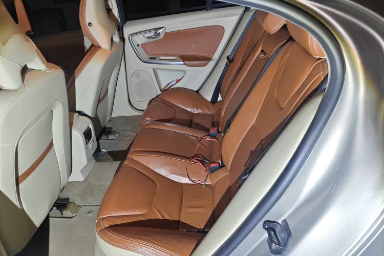 Used Volvo S60 2013 T5 Comfort Edition